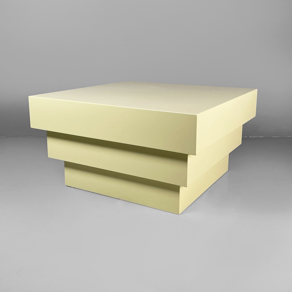 Piedistallo in legno, 1980 ca.