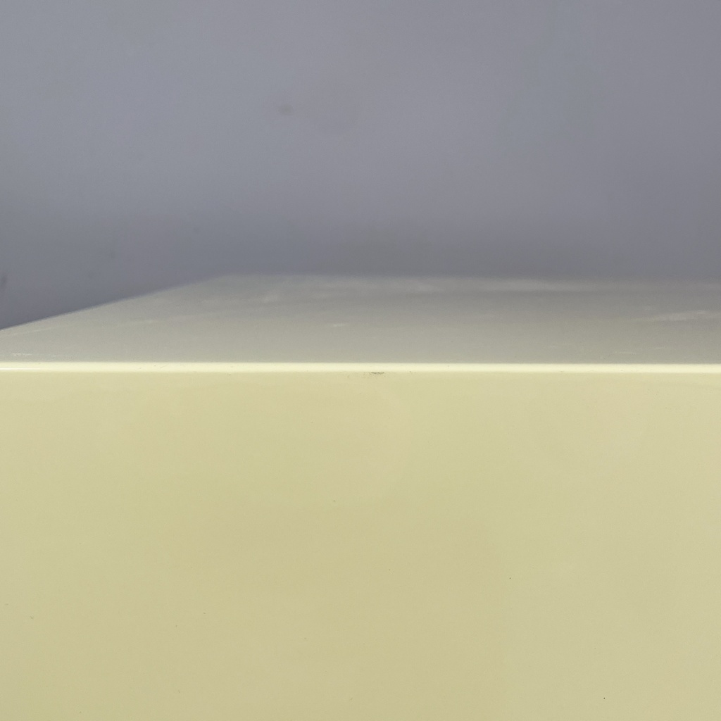 Piedistallo in legno, 1980 ca.