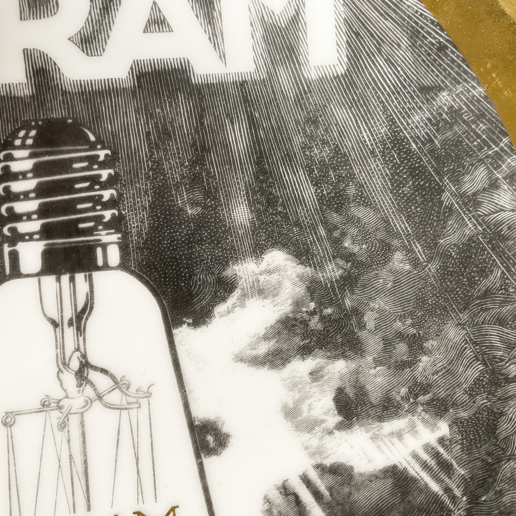 Piatto decorativo Osram di Fornasetti, 1970 ca.