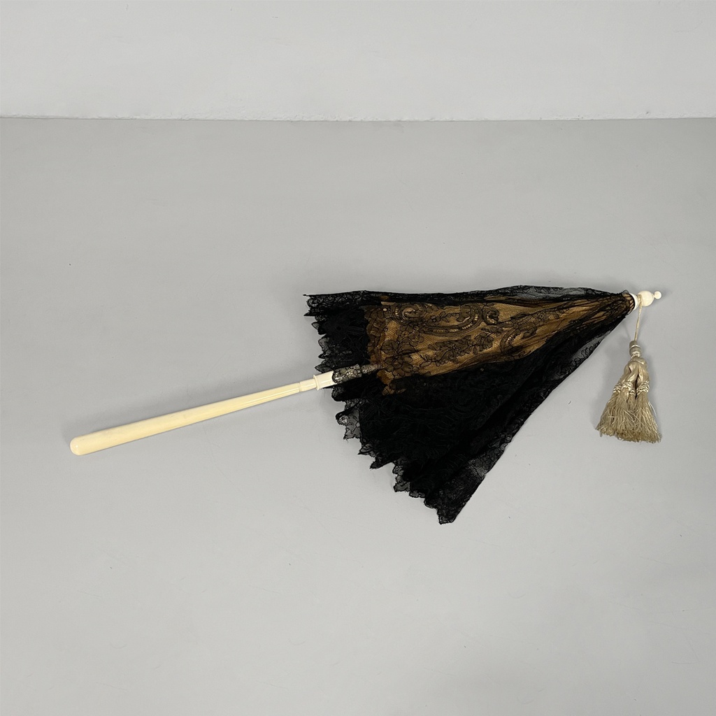 Corredo funebre, 1930 ca. 