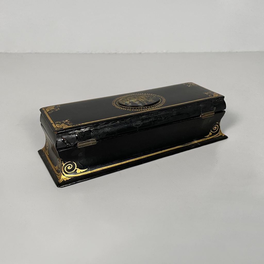 Corredo funebre, 1930 ca. 