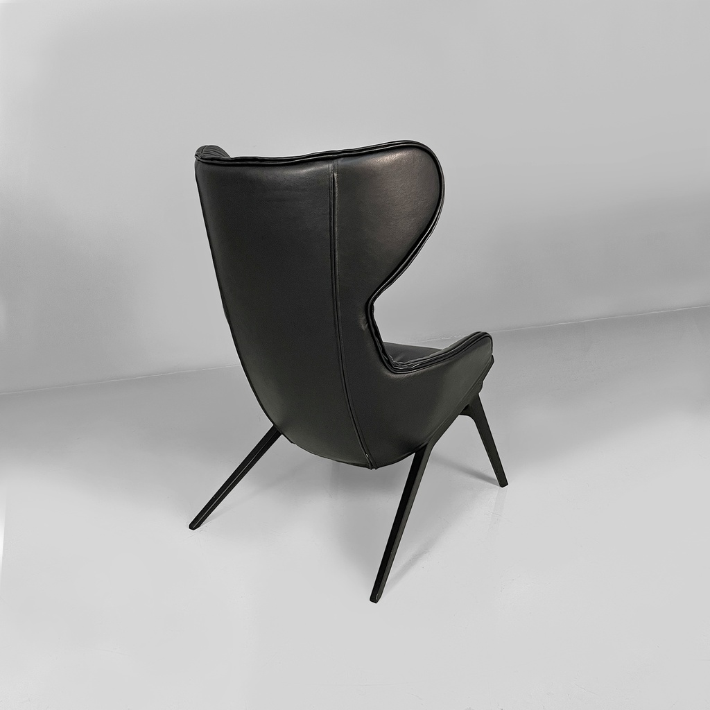 Poltrona con pouf P22 di Patrick Norguet per Cassina, 2010 ca. 