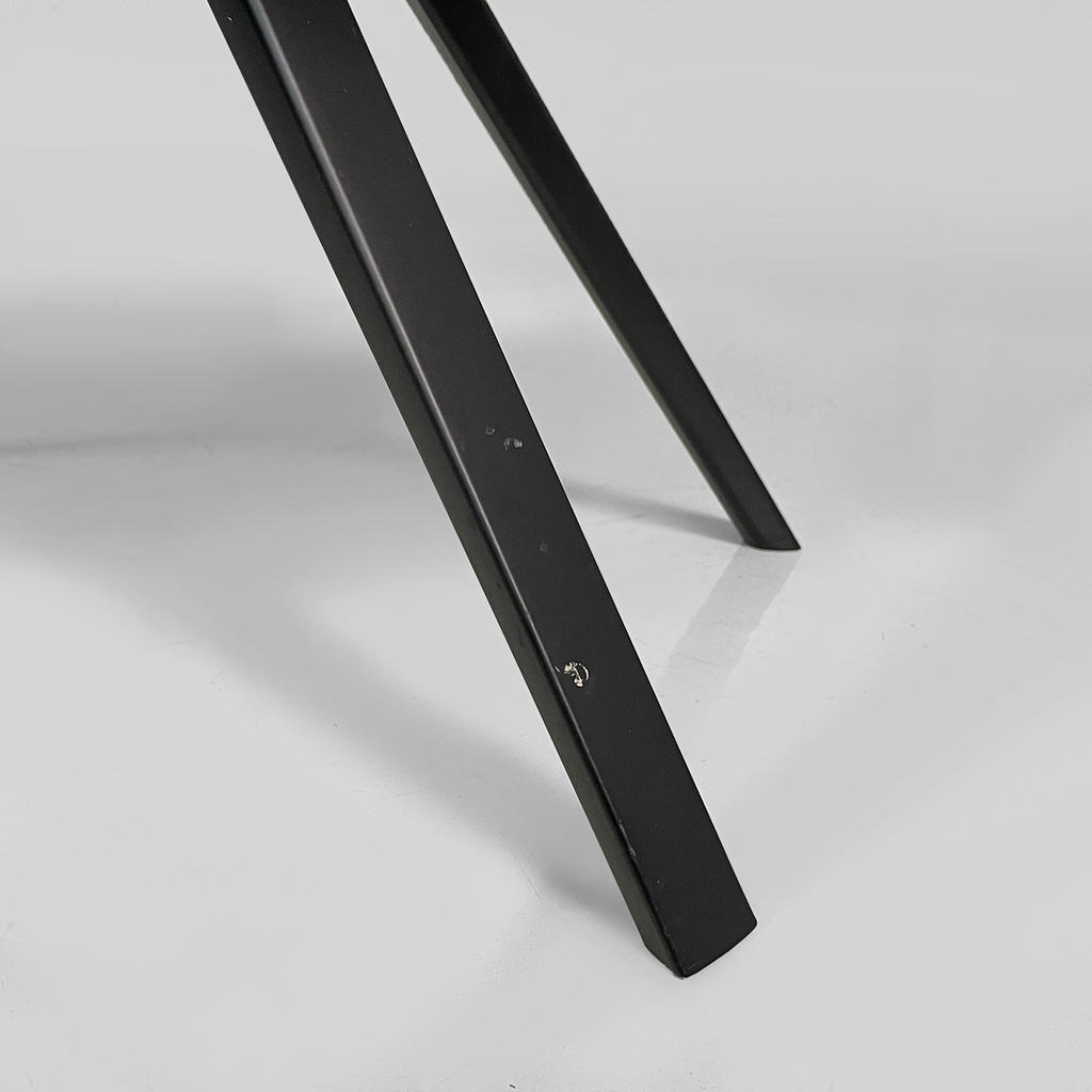 Poltrona con pouf P22 di Patrick Norguet per Cassina, 2010 ca. 