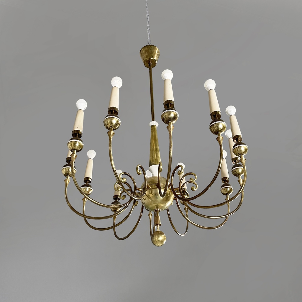 Lampadario in ottone e metallo bianco, 1950 ca.