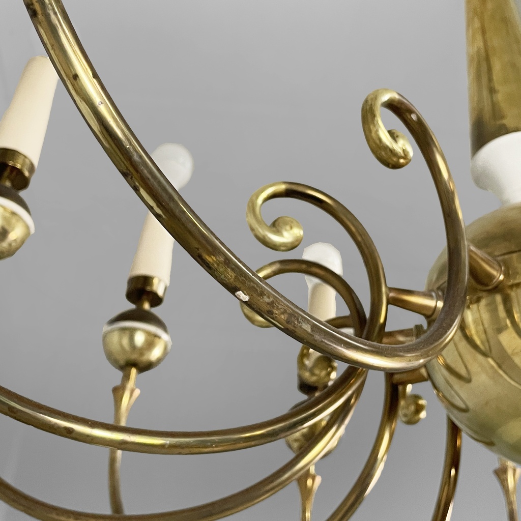 Lampadario in ottone e metallo bianco, 1950 ca.