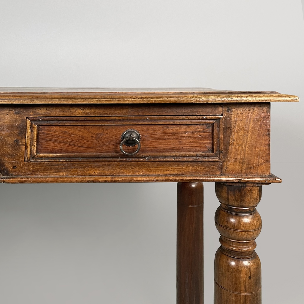 Scrivania in legno, 1980 ca.