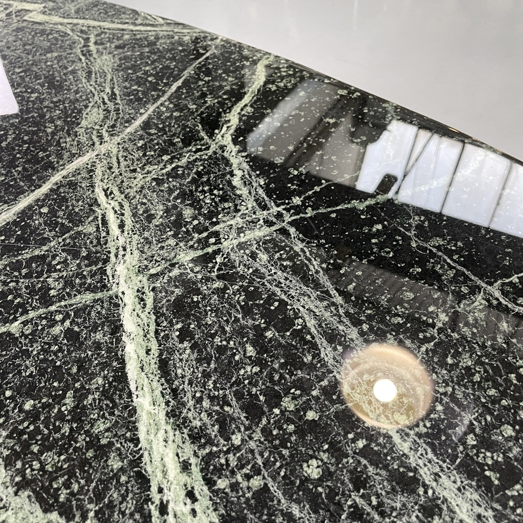 Tavolo da pranzo Tulip di Eero Saarinen per Knoll, 1980 ca. 