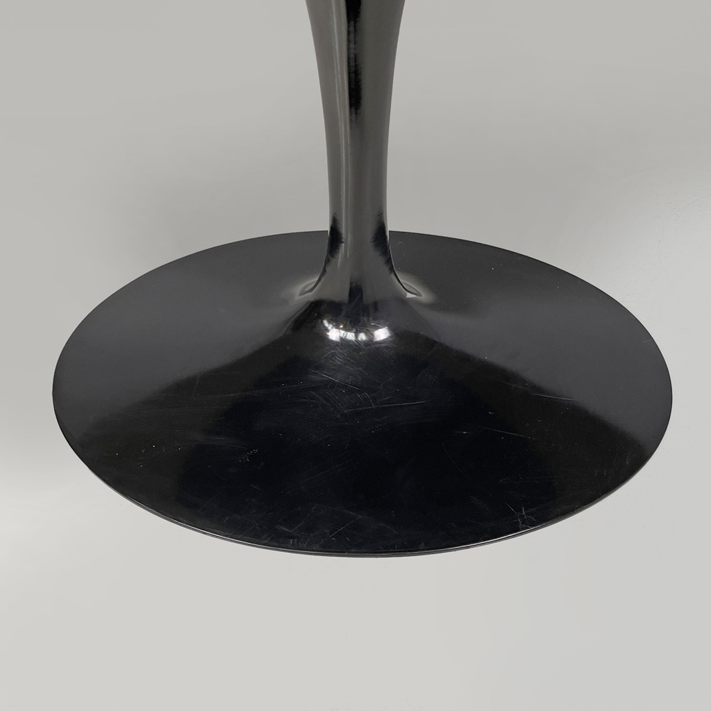 Tavolo da pranzo Tulip di Eero Saarinen per Knoll, 1980 ca. 
