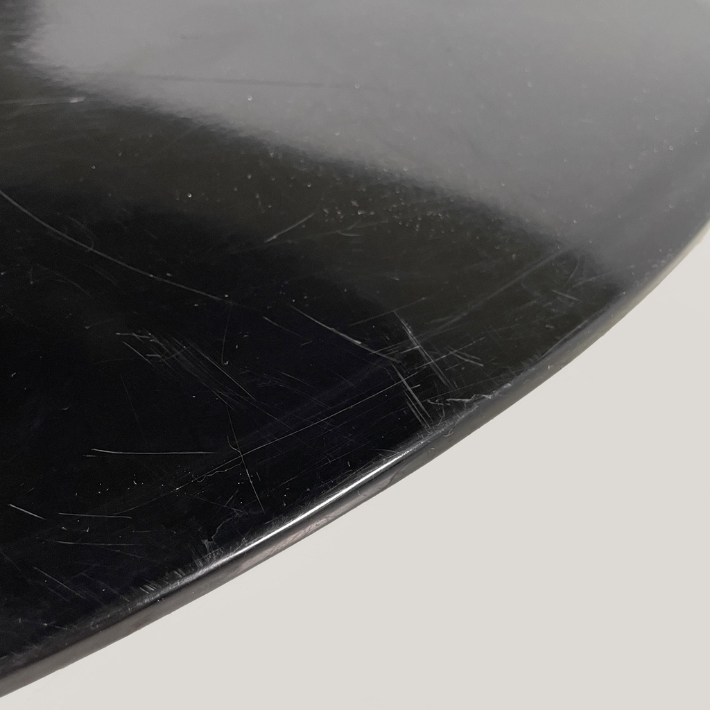 Tavolo da pranzo Tulip di Eero Saarinen per Knoll, 1980 ca. 