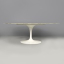 Tavolo da pranzo Tulip di Eero Saarinen per Knoll, 2015