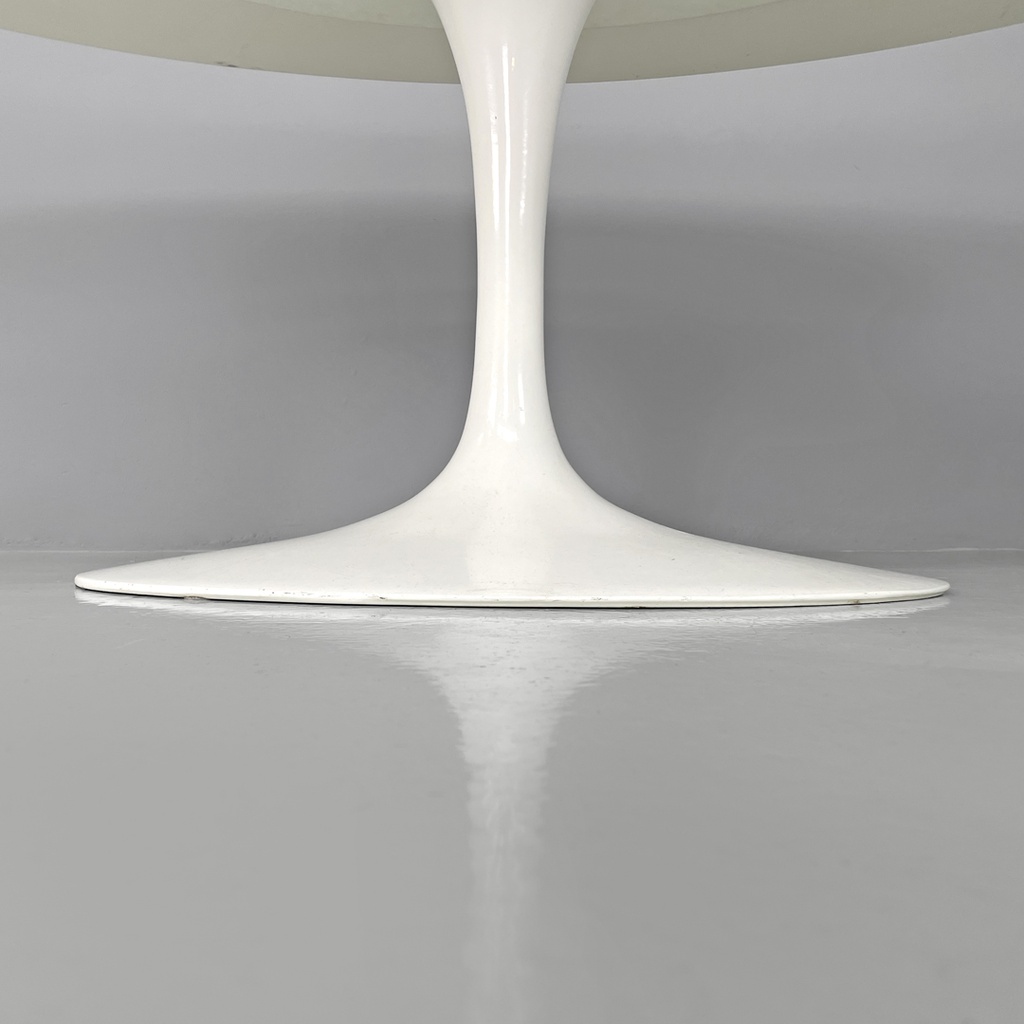 Tavolo da pranzo Tulip di Eero Saarinen per Knoll, 1990 ca. 