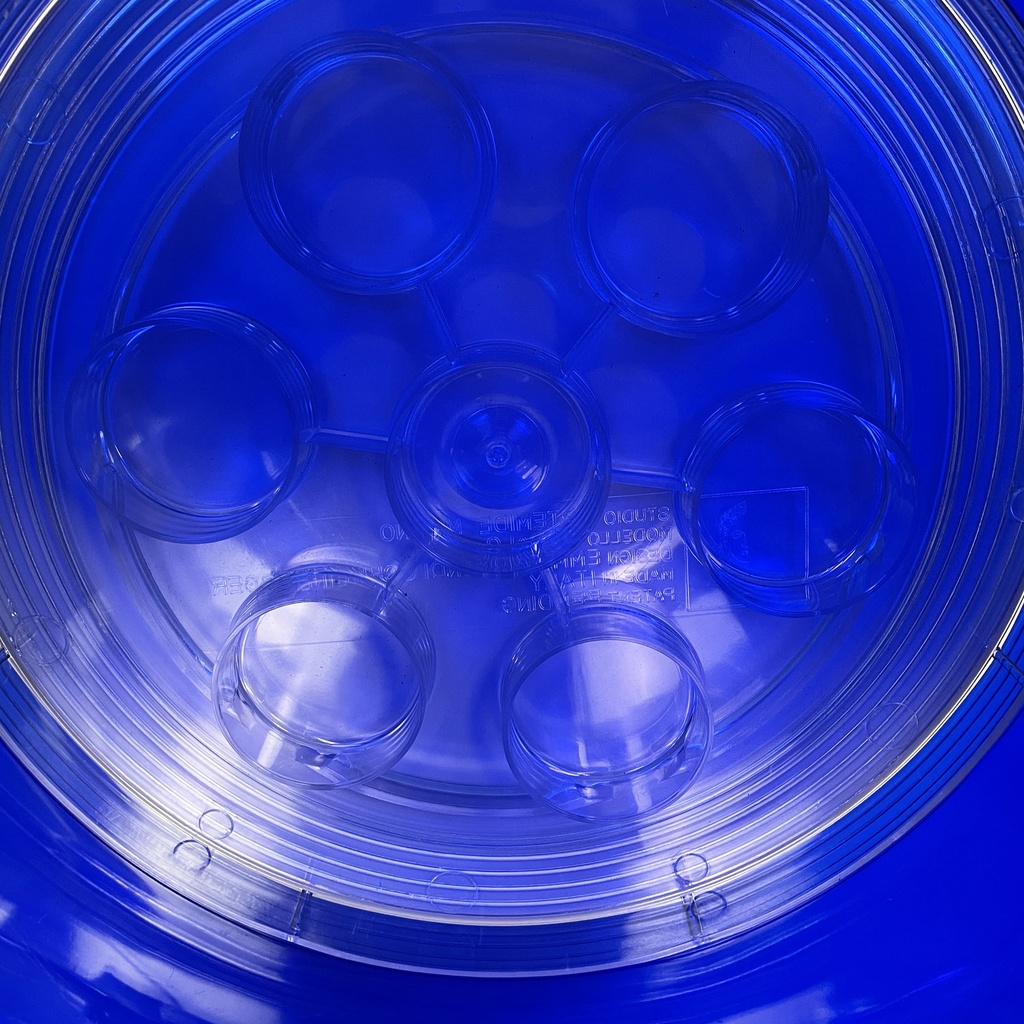 Portaombrelli Dedalo di Emma Gismondi Schweinberger per Artemide, 2006