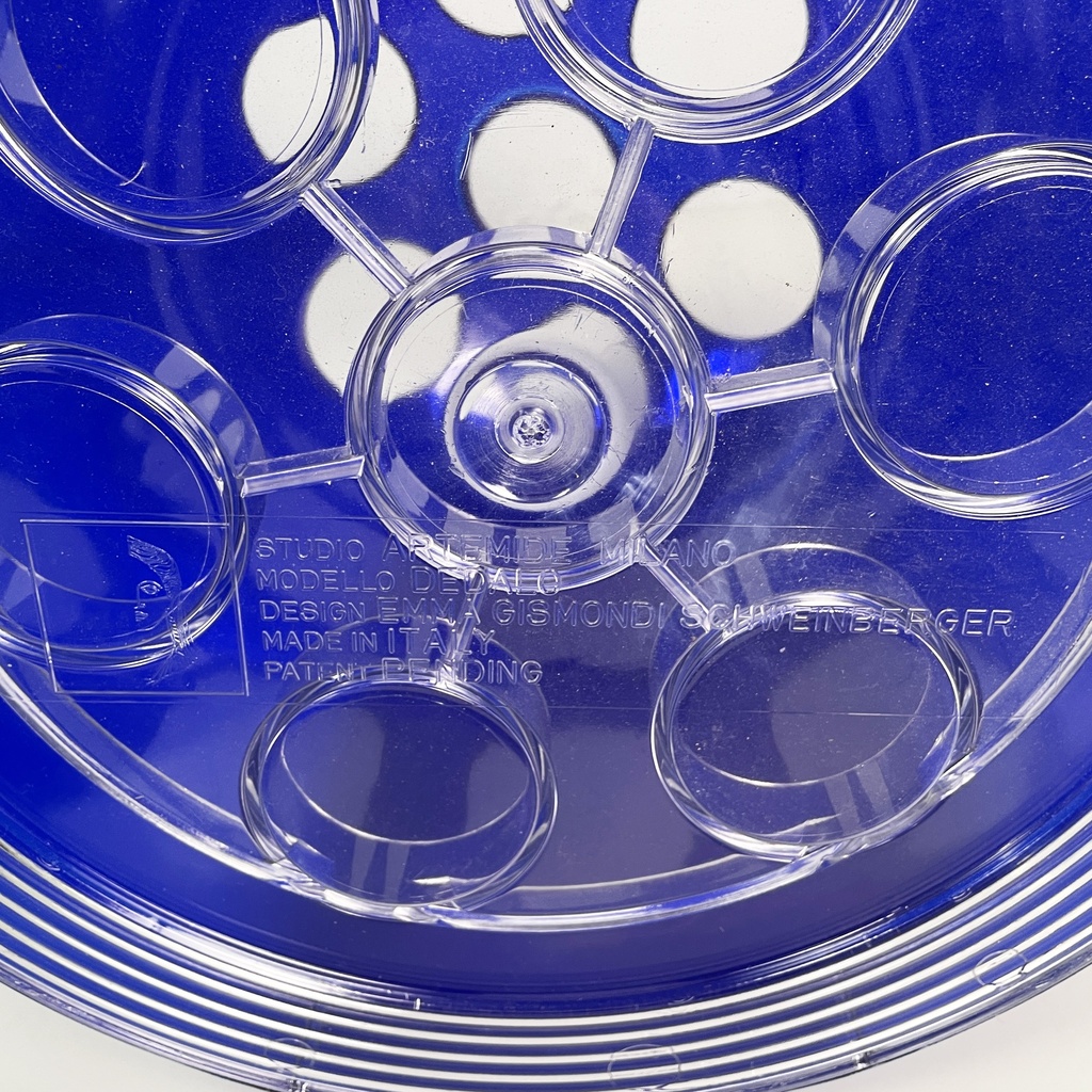 Portaombrelli Dedalo di Emma Gismondi Schweinberger per Artemide, 2006