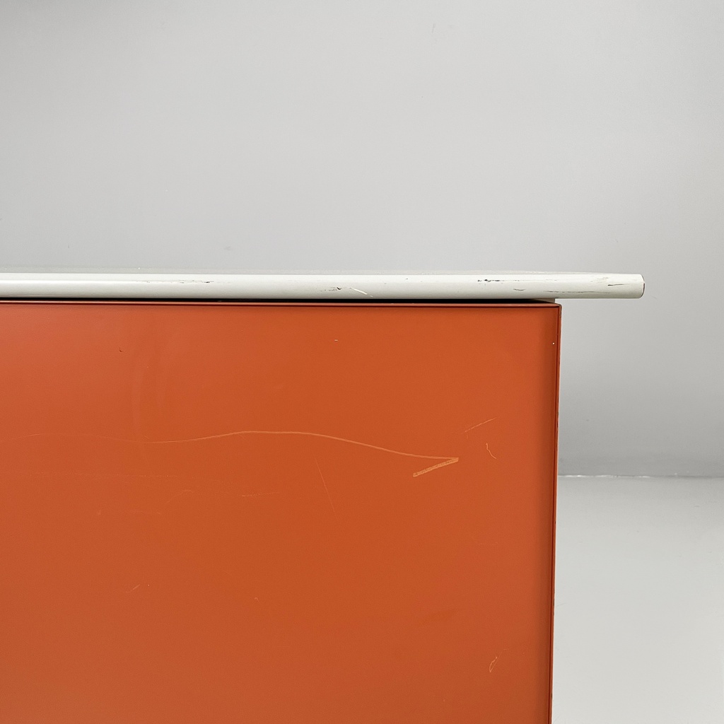 Sideboard Synthesis 45 di Ettore Sottsass per Olivetti, 1970 ca.