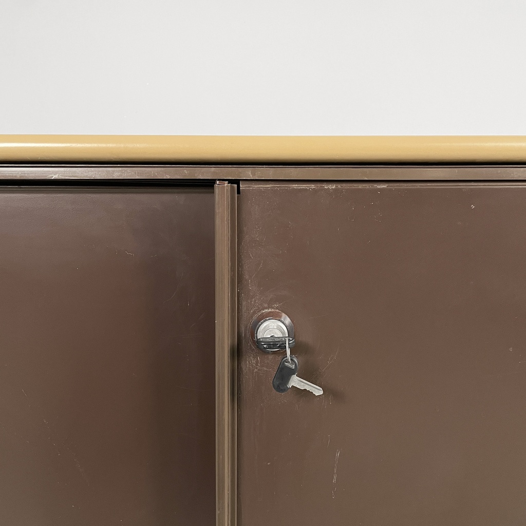 8 sidebaord marrone.jpg