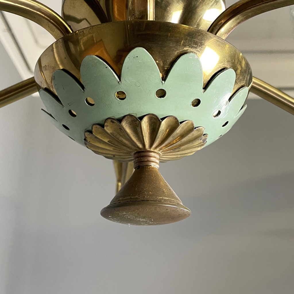 Lampadario in ottone, vetro e metallo verde, 1950 ca. 