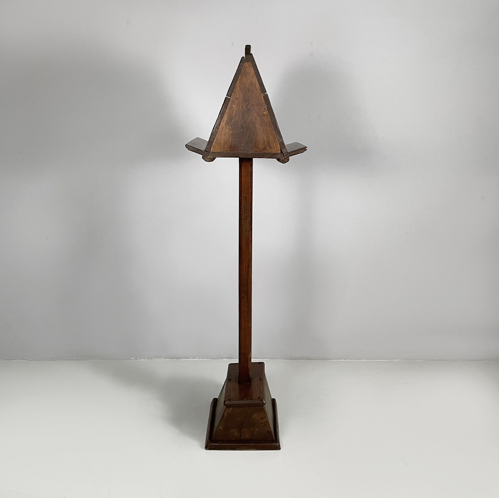 Leggio in legno, 1930 ca.