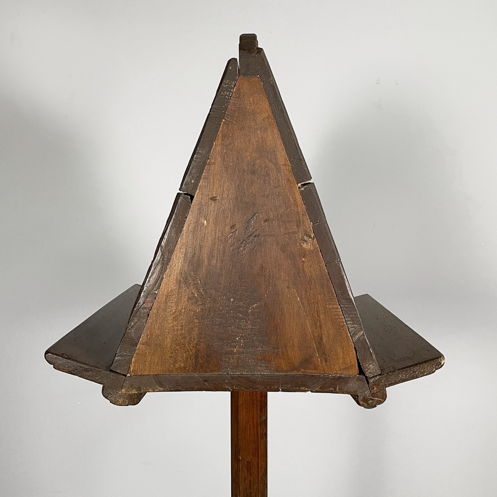 Leggio in legno, 1930 ca.