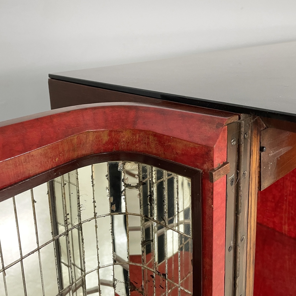 Mobile bar con lampada in legno, vetro e specchio, 1930 ca.