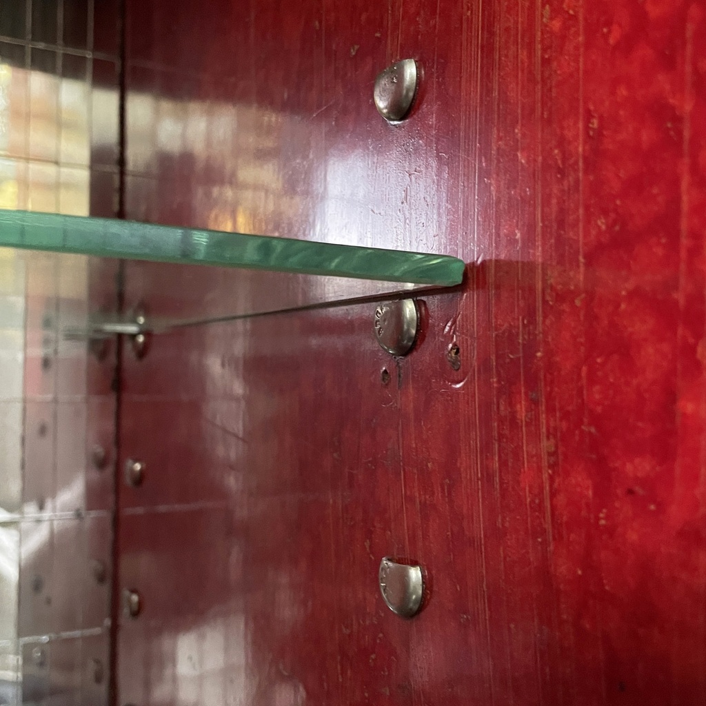 Mobile bar con lampada in legno, vetro e specchio, 1930 ca.