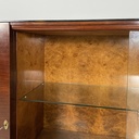 Mobile bar con lampada in legno, vetro e specchio, 1930 ca.