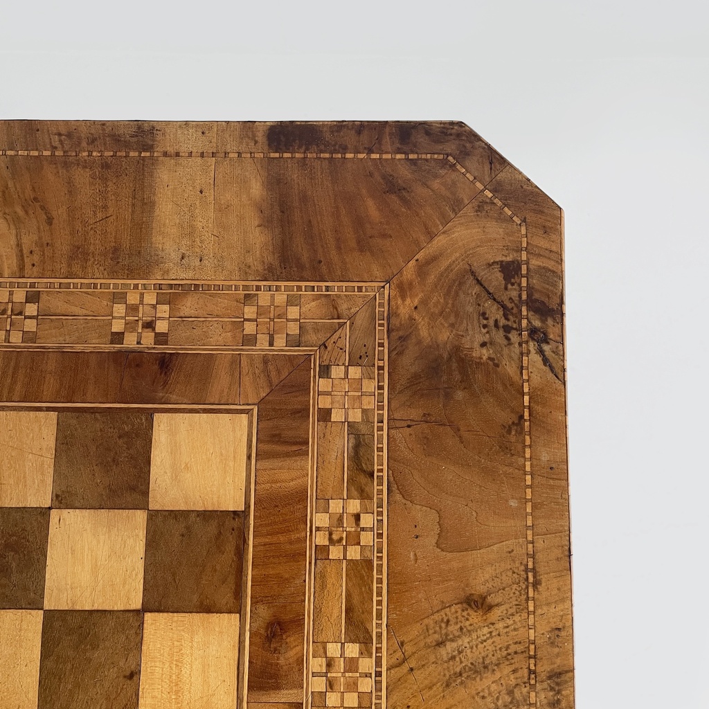 Tavolo scacchiera in legno, 1930 ca.