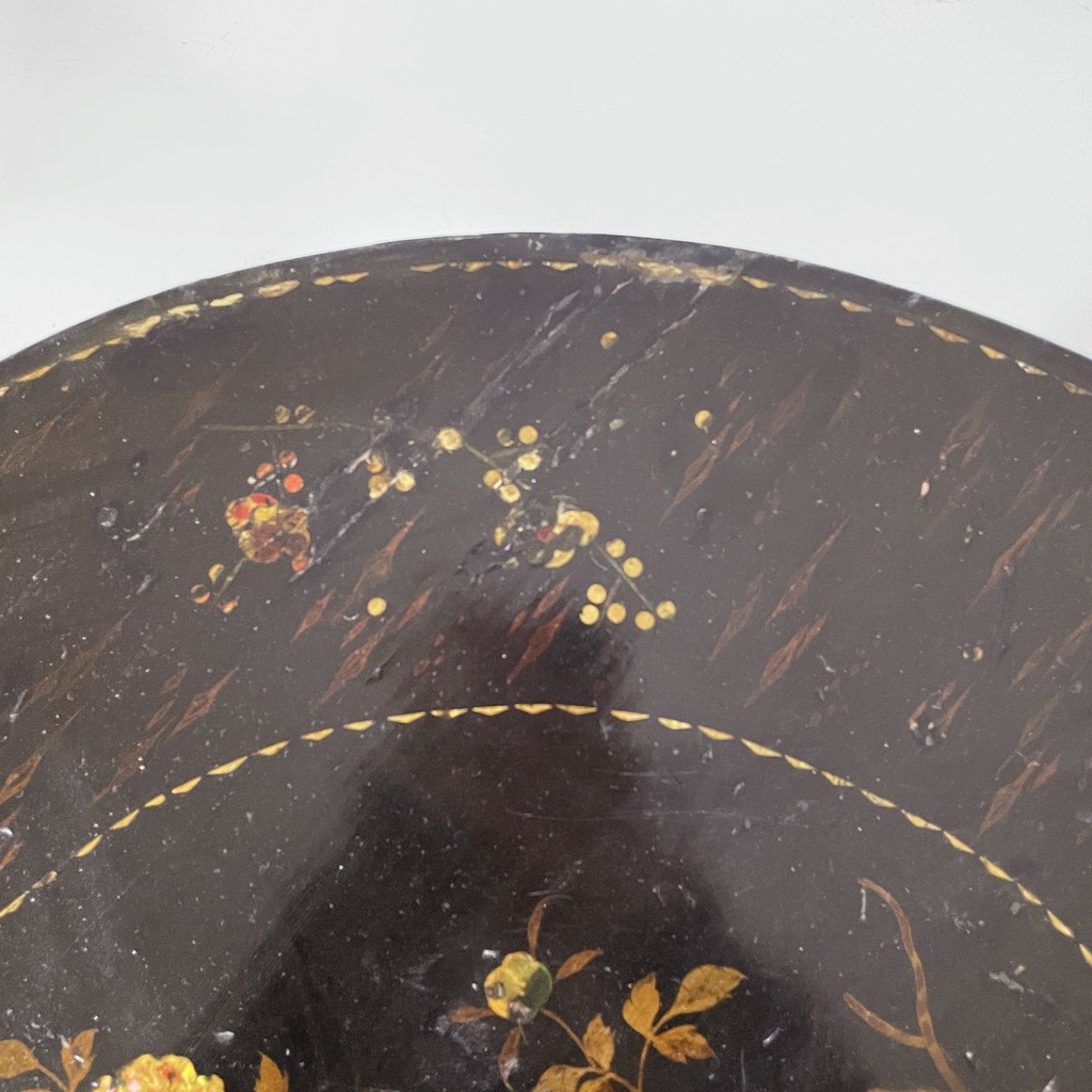 Tavolo da pranzo in legno lavorato, 1930 ca.