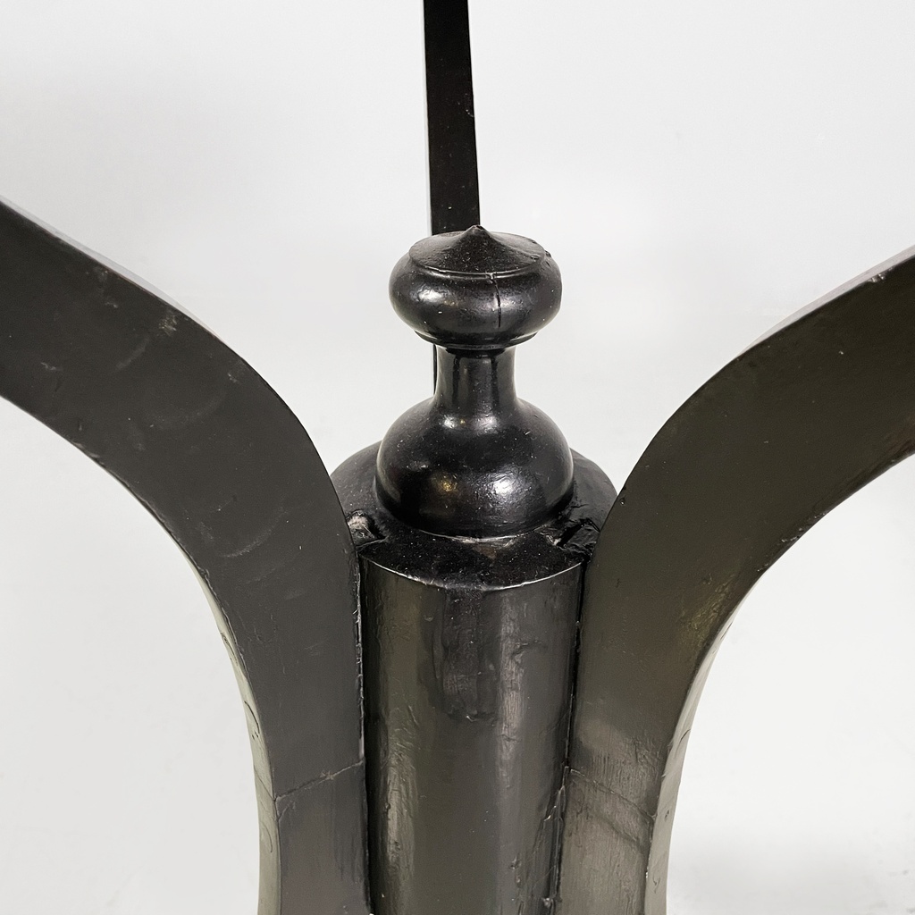 Tavolo da pranzo in legno lavorato, 1930 ca.