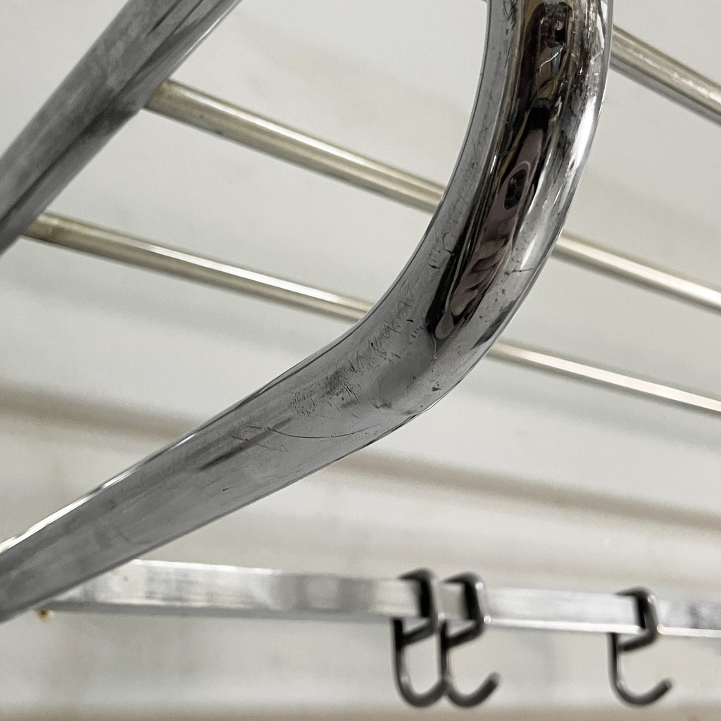 Appendiabiti con cappelliera in metallo, 1940 ca.