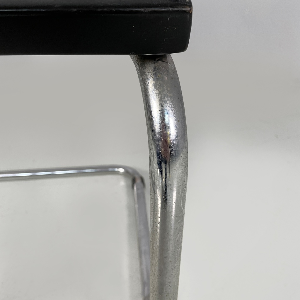 Sedia in paglia, legno nero e acciaio, 1960 ca. 