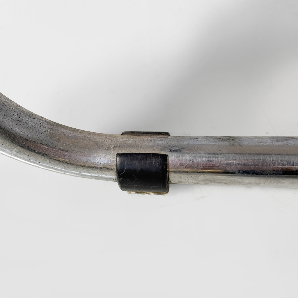 Sedia in paglia, legno nero e acciaio, 1960 ca. 