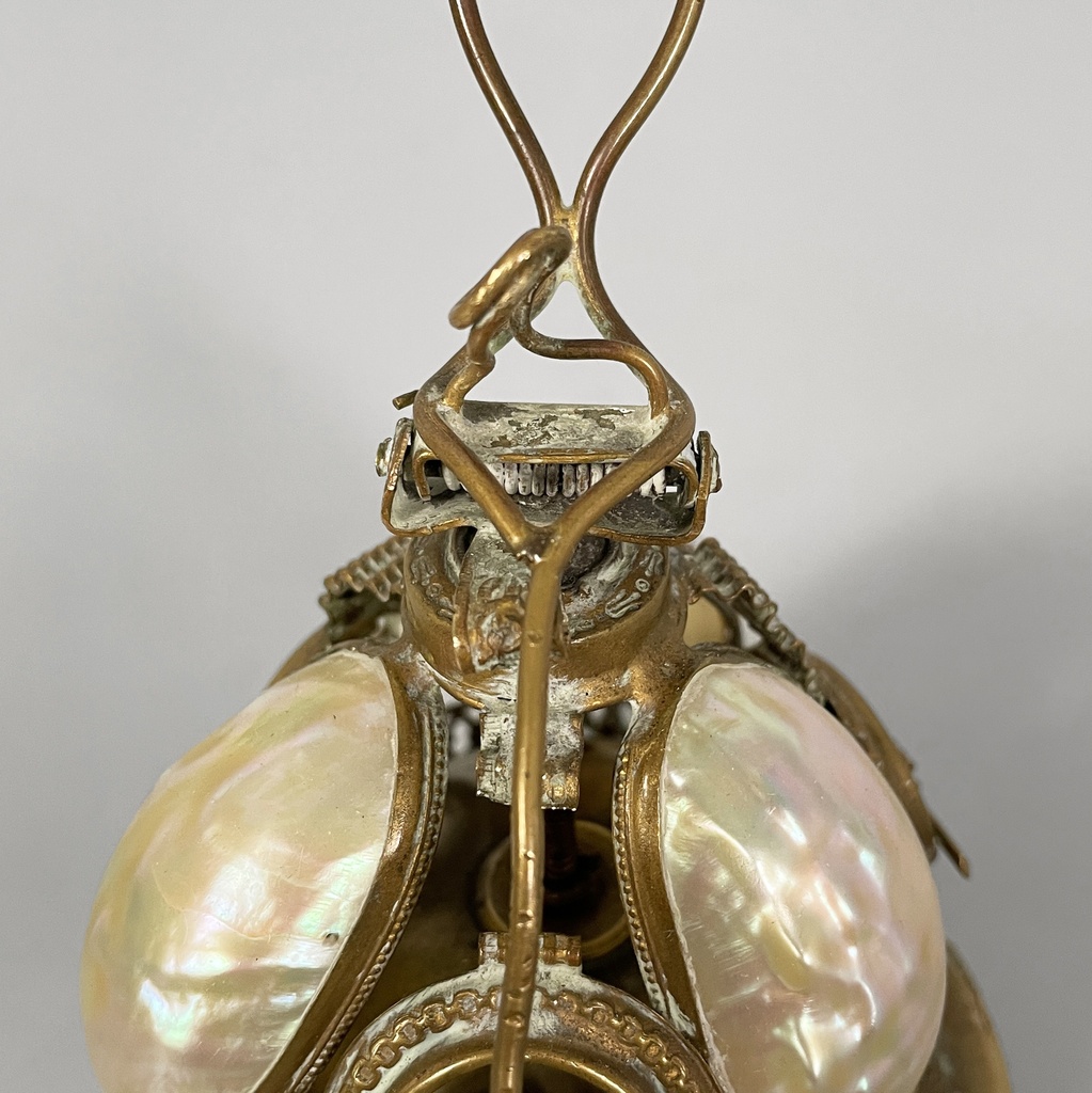 Campanella da hotel in madreperla e ottone, metà 1800 ca.