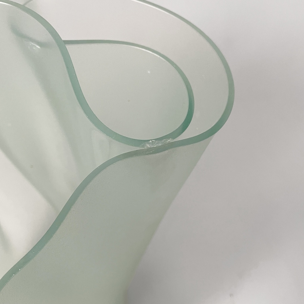 Vaso Cartoccio di Pietro Chiesa per Fontana Arte, 1980 ca.