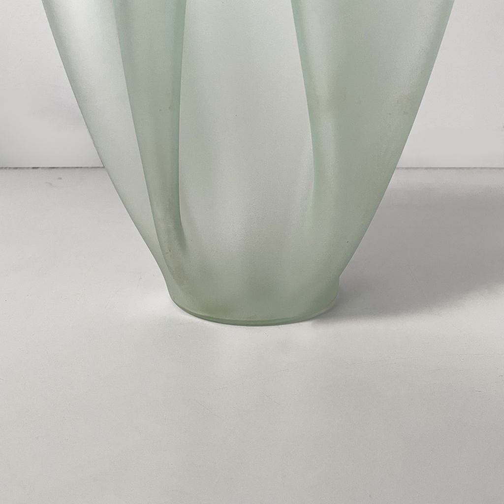 Vaso Cartoccio di Pietro Chiesa per Fontana Arte, 1980 ca.