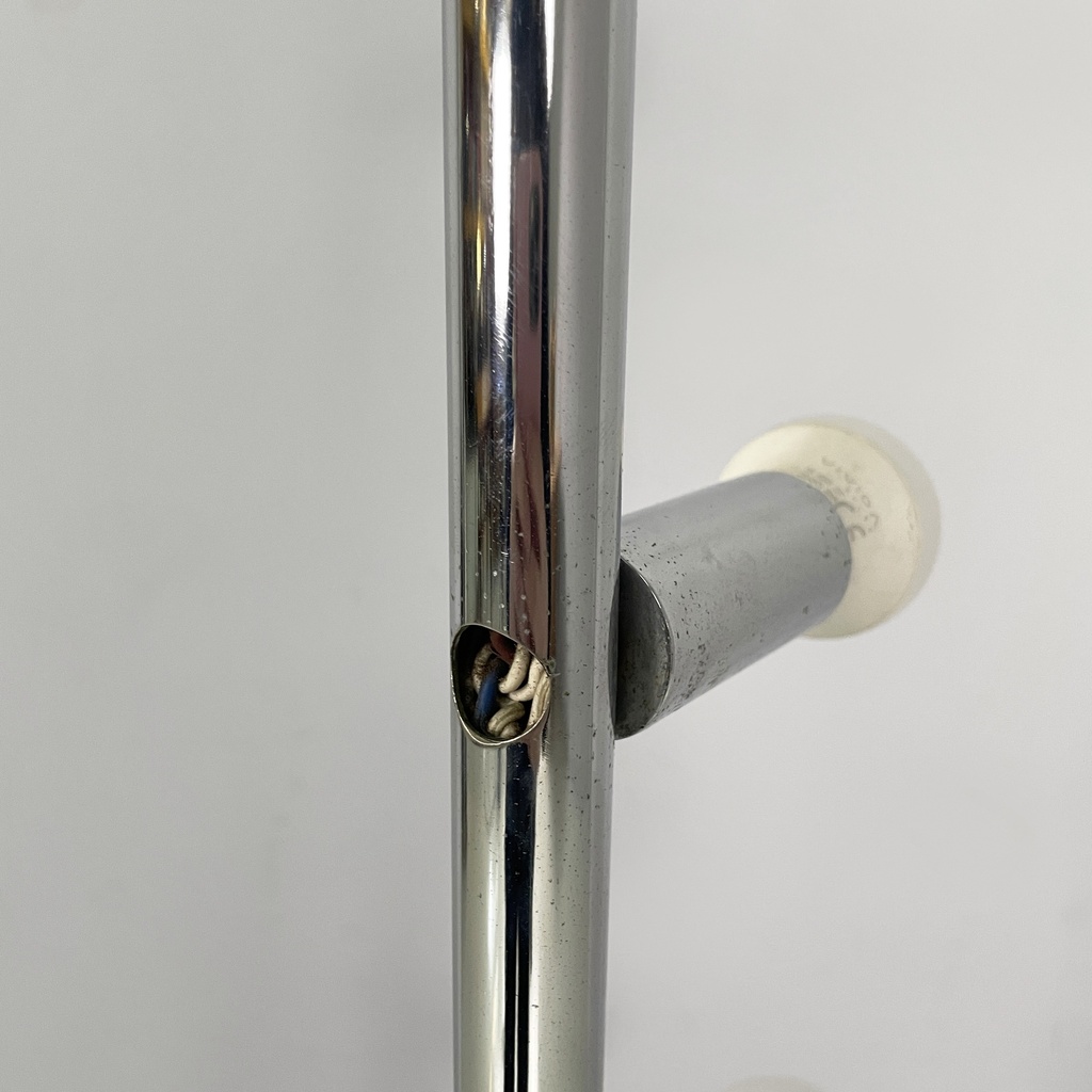 Lampada da terra di Goffredo Reggiani, 1970 ca.