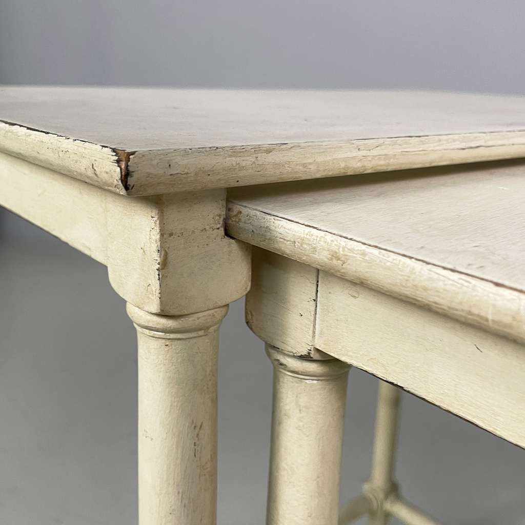 Tavoli da caffè in legno bianco, 1940 ca.