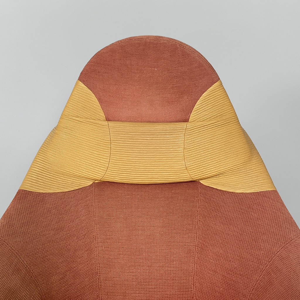 Poltrona con poggiapiedi Hal di Marc Sadler per Cassina, 1990 ca. 