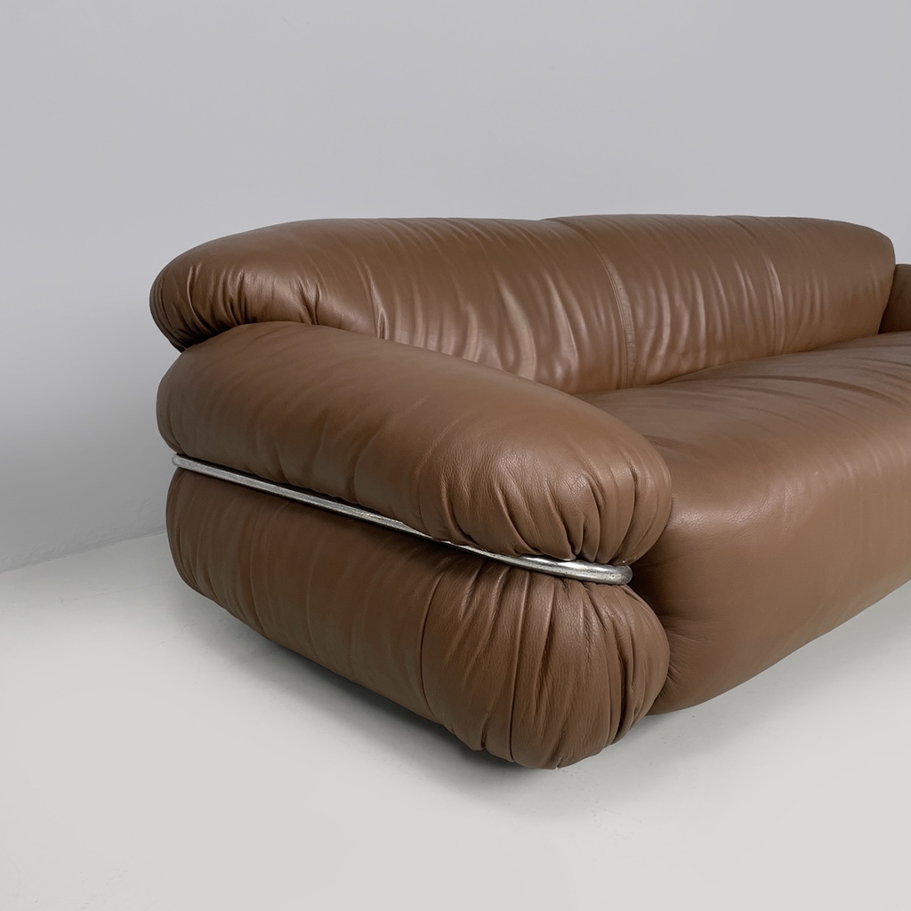 Divano Sesann di Gianfranco Frattini per Cassina, 1970 ca.