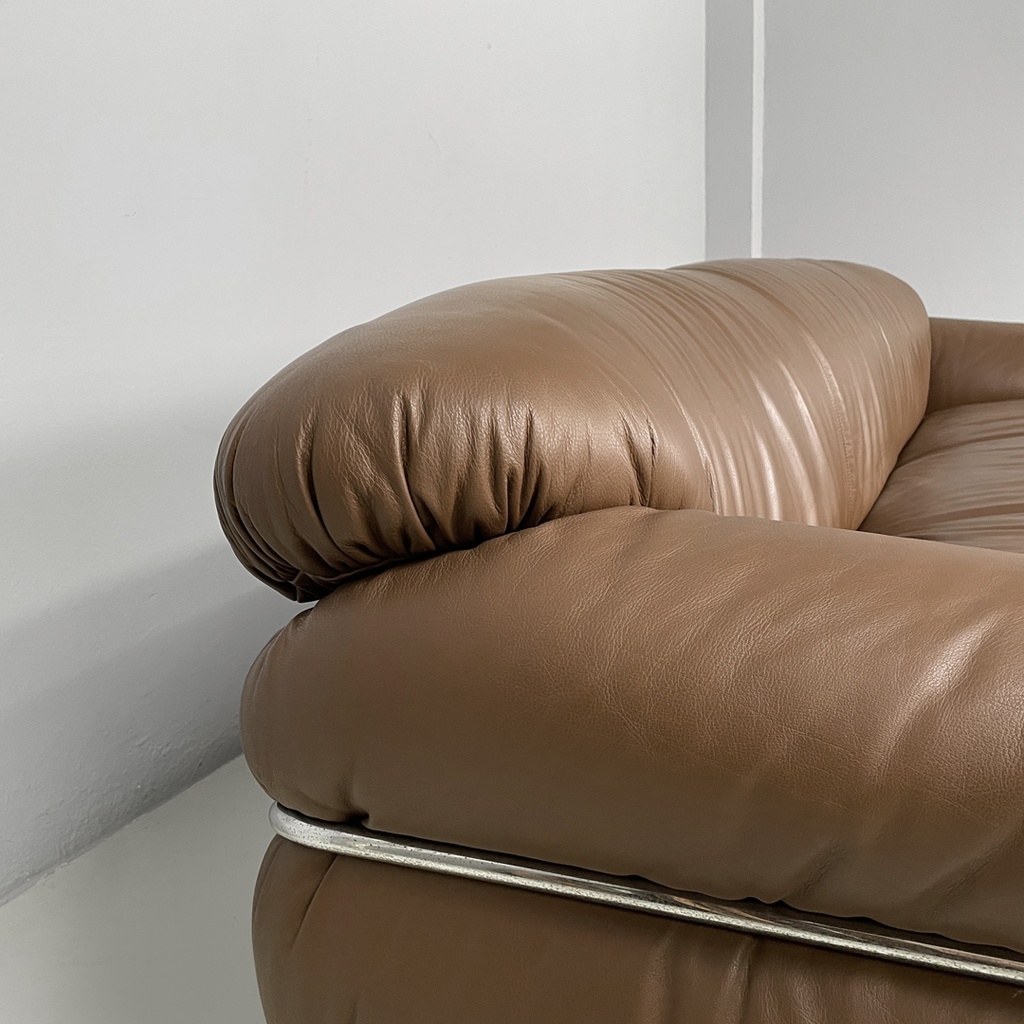 Divano Sesann di Gianfranco Frattini per Cassina, 1970 ca.