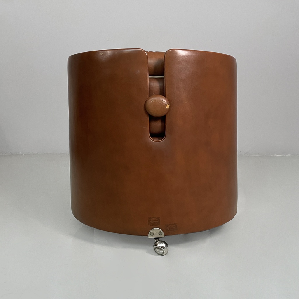 Poltrona di Luigi Massoni per Poltrona Frau, 1960 ca. 