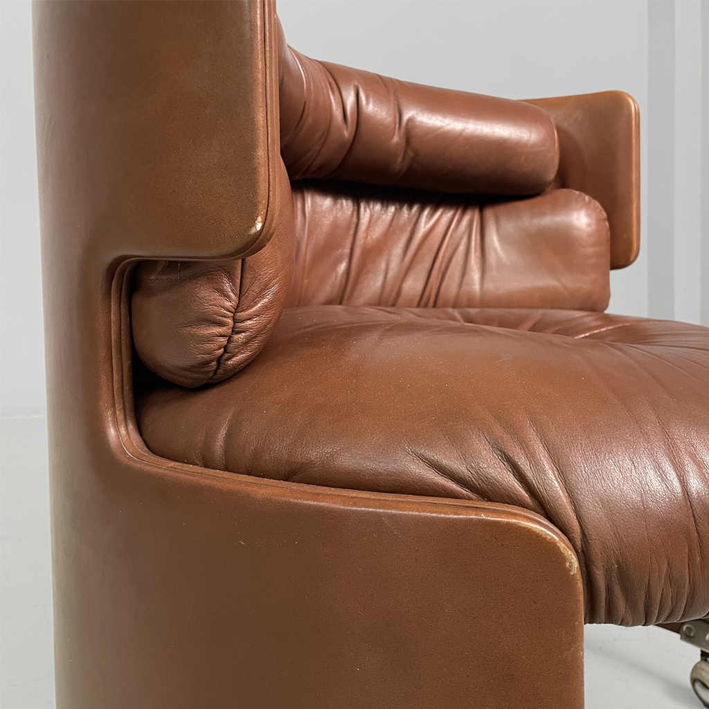 Poltrona di Luigi Massoni per Poltrona Frau, 1960 ca. 