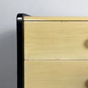 Cassettiera in legno chiaro e nero, 1930 ca.