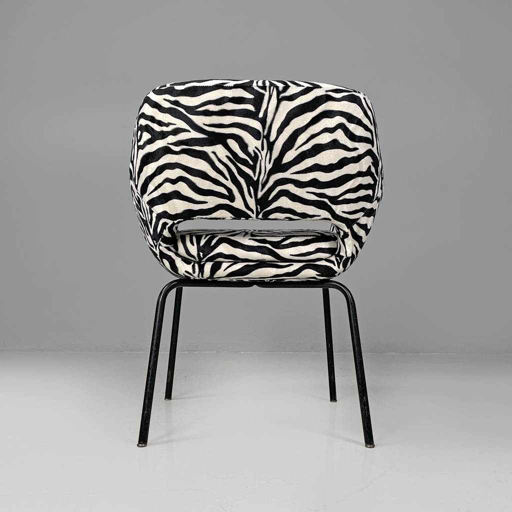 Poltrona in tessuto zebrato, 1970 ca. 