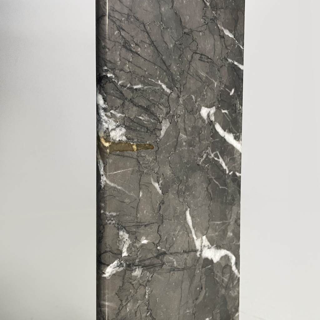 Consolle da parete in marmo rosa e nero, 1980 ca.