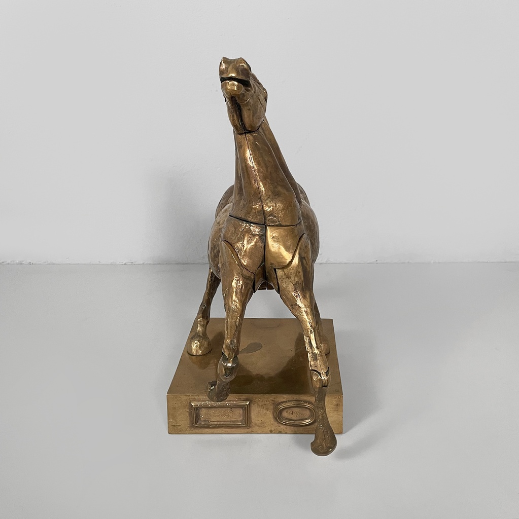 Scultura Il Cavallo di Bruno Cassinari e Miguel Berrocal, 1973