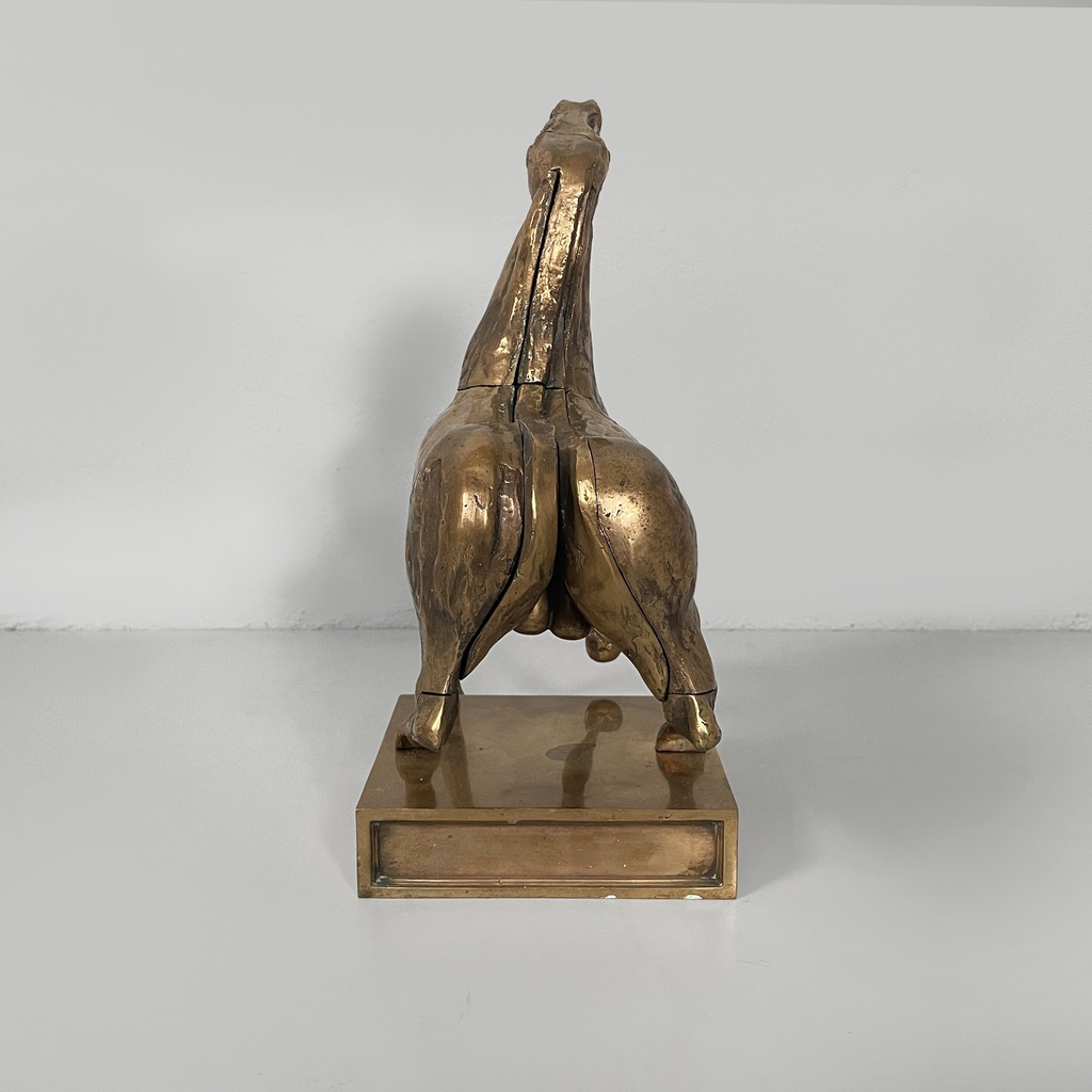 Scultura Il Cavallo di Bruno Cassinari e Miguel Berrocal, 1973