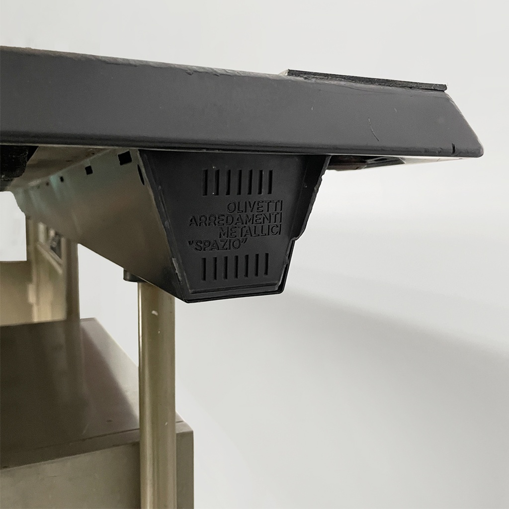 Scrivania Spazio di BBPR per Olivetti, 1960 ca. 
