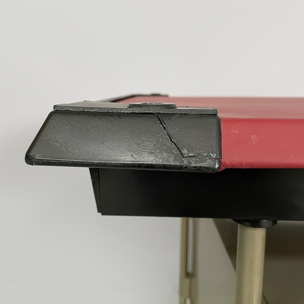 Scrivania Spazio di BBPR per Olivetti, 1960 ca. 