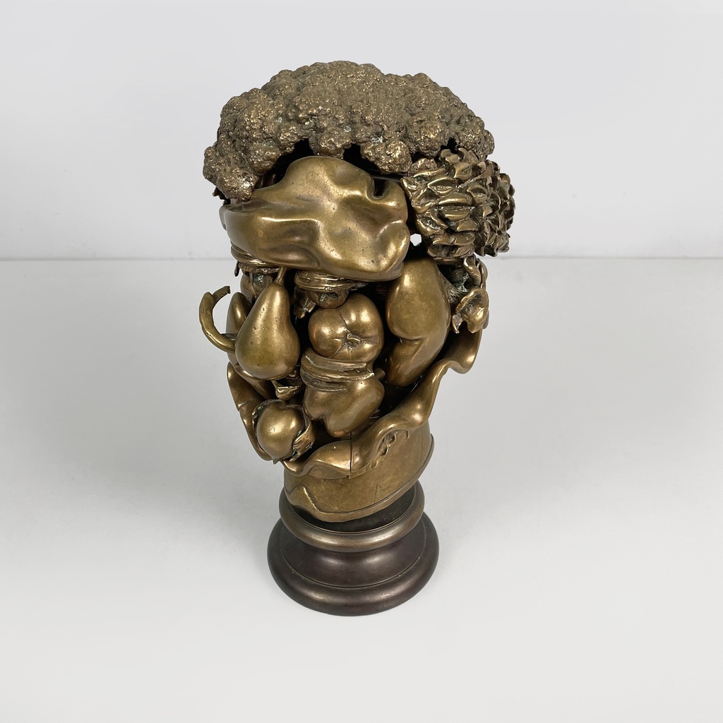 Scultura Omaggio ad Arcimboldo di Miguel Berrocal, 1976-79
