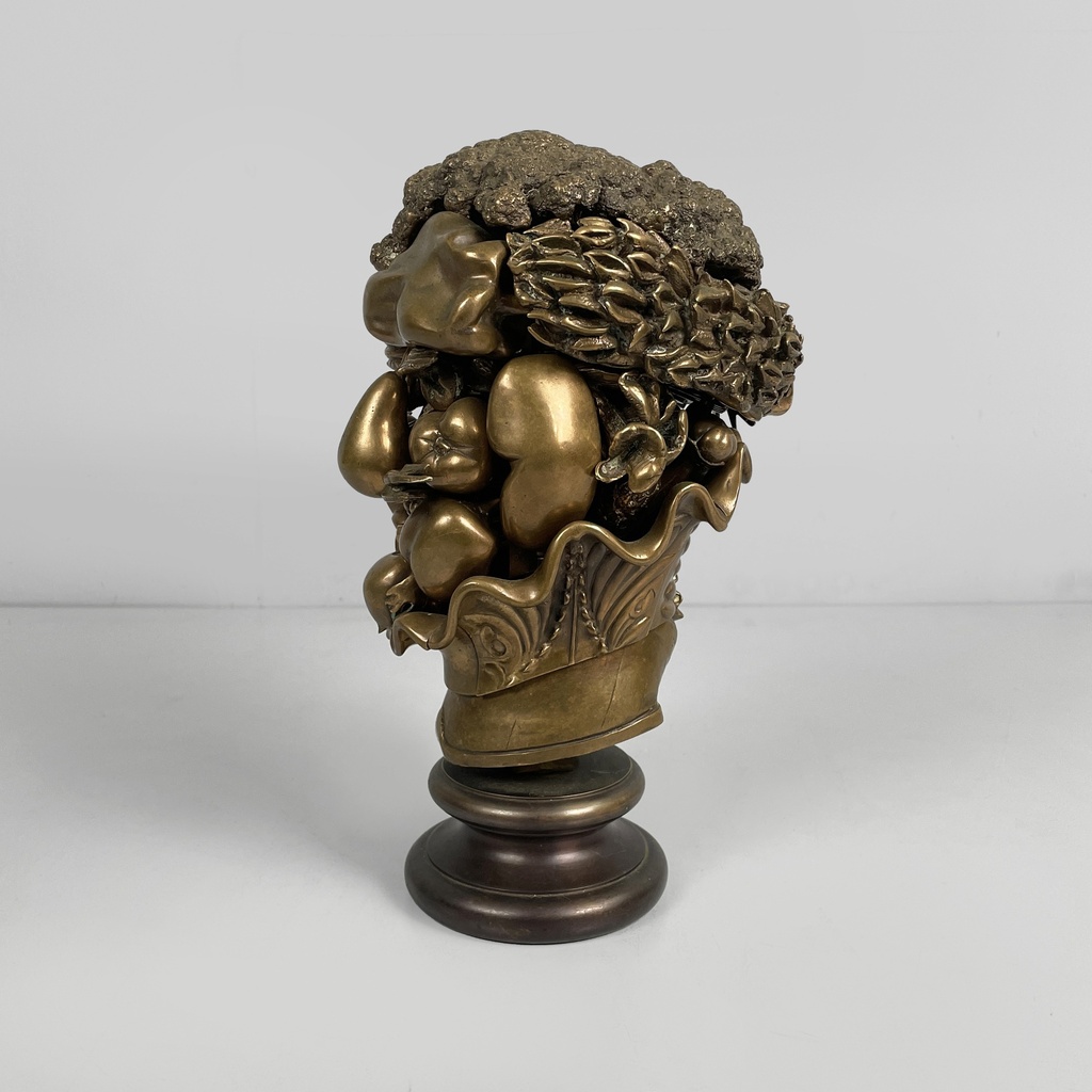 Scultura Omaggio ad Arcimboldo di Miguel Berrocal, 1976-79